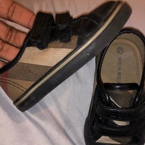 Burberry toddler shoes size 5